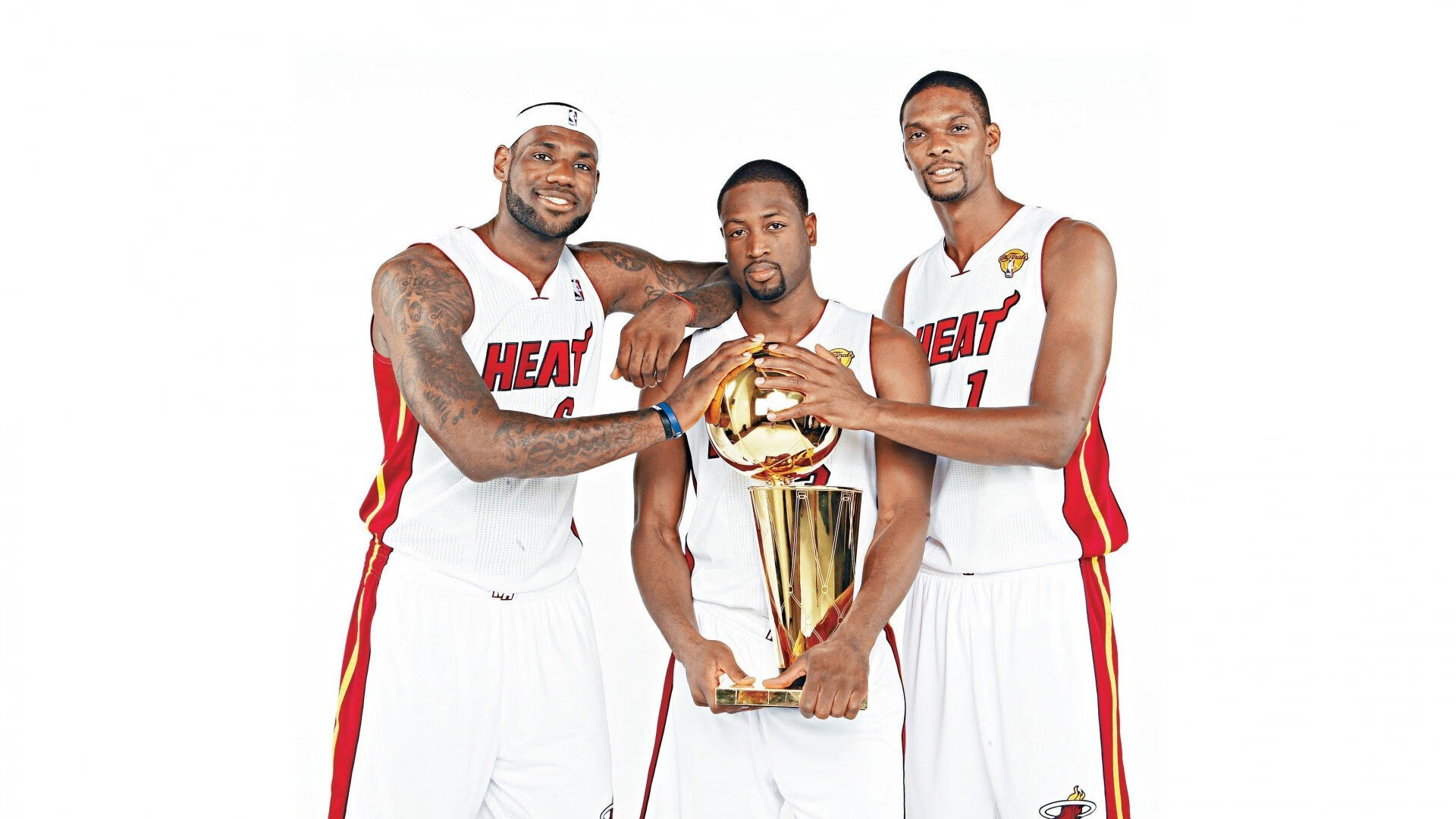 拳击比赛夜场灯光秀引爆全场气氛,拳击夜店