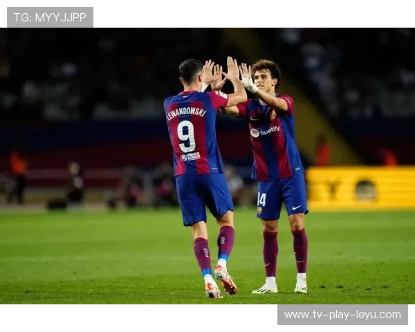 巴萨与塞尔塔的激战：莱万多夫斯基三触球三进球！，巴萨3_3莱万特