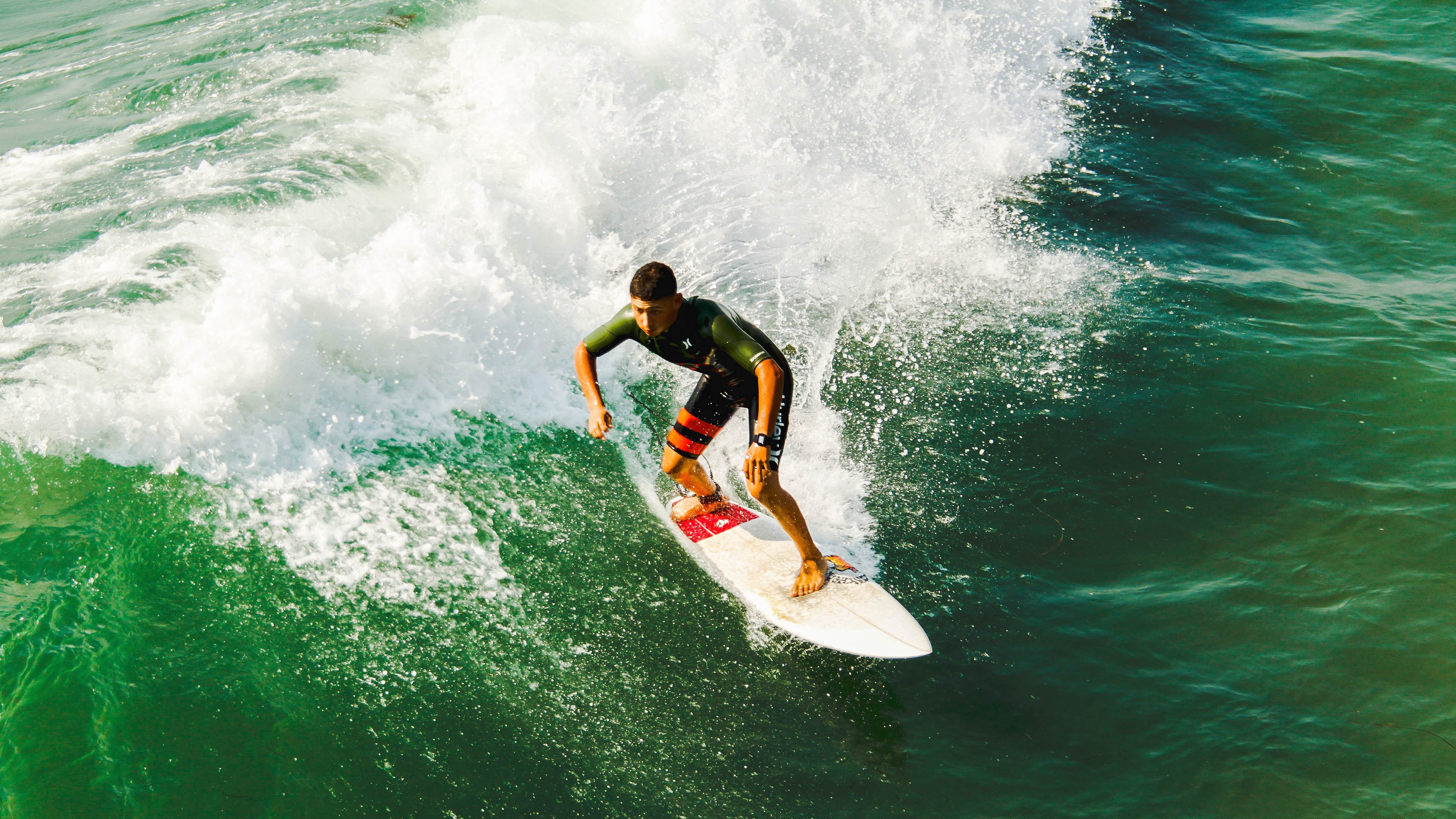 MC Alger 是国内传统劲旅,拥有众多冠军经历