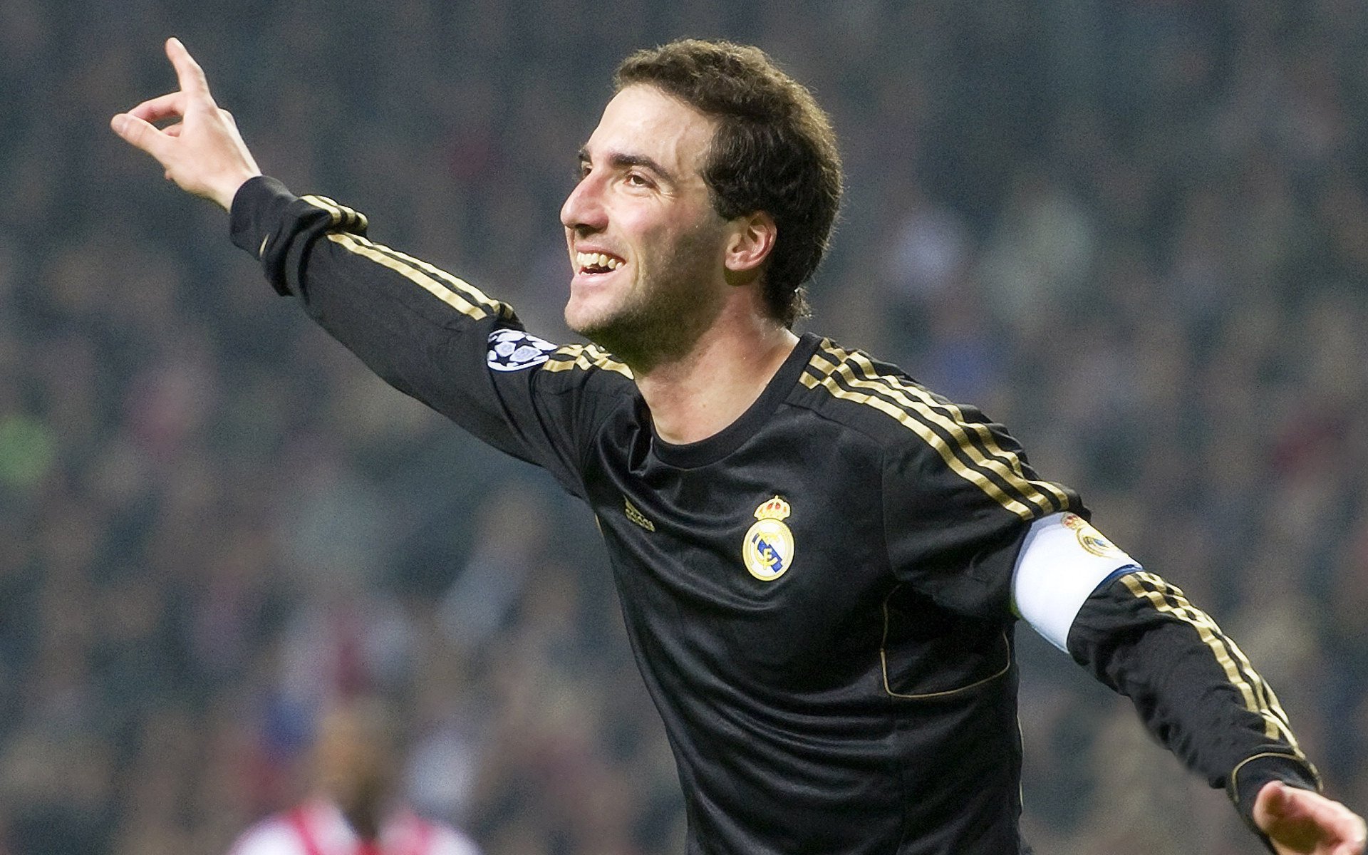 中国足球:预选赛激战正酣,冲击世界杯!,中国足球世界预选赛程表